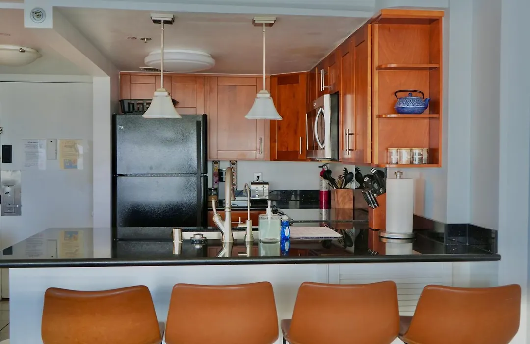 Ilikai Hotel Condo With Kitchen And Ocean View-1